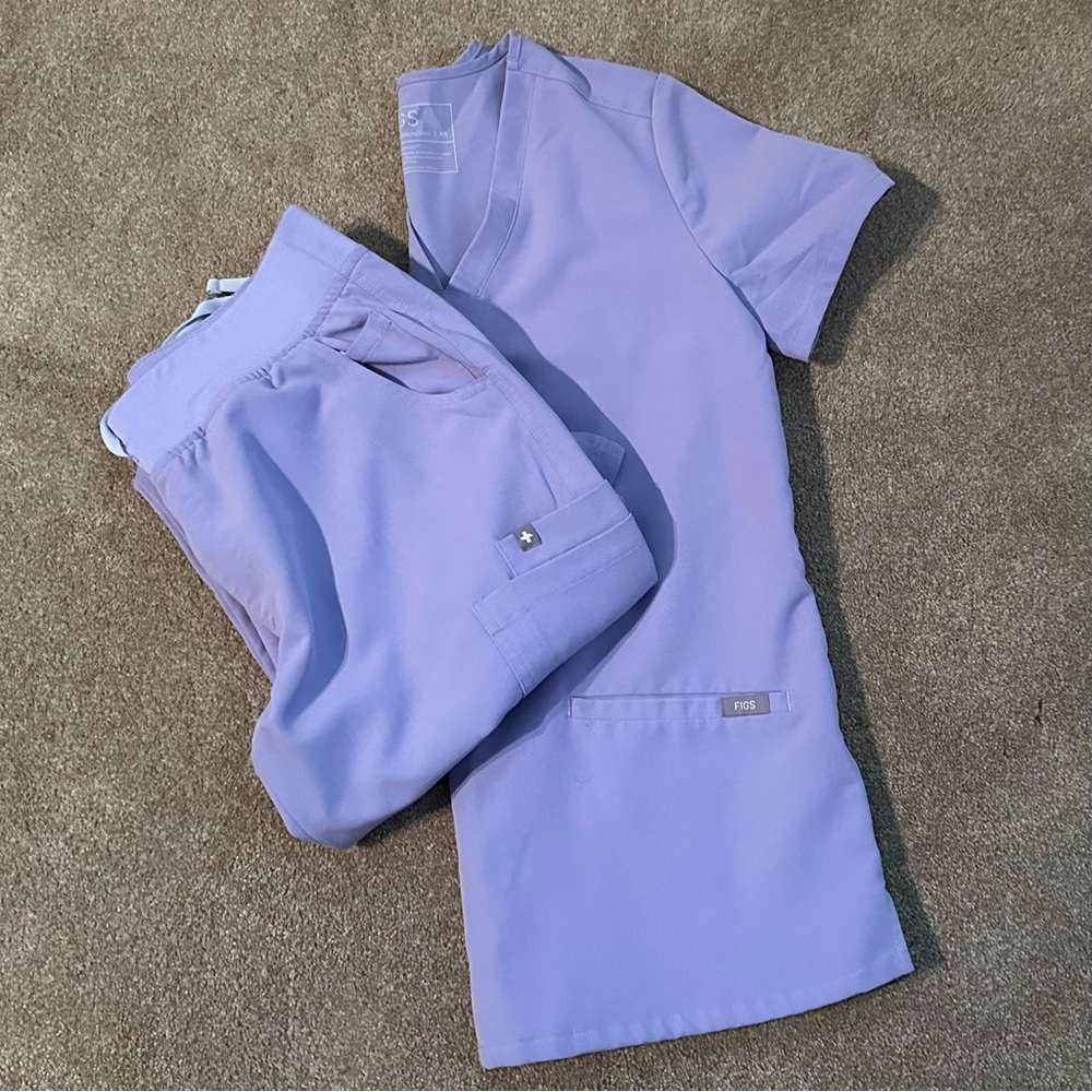 Figs Lavender Scrub Set Top Size XS Pants Size S/P